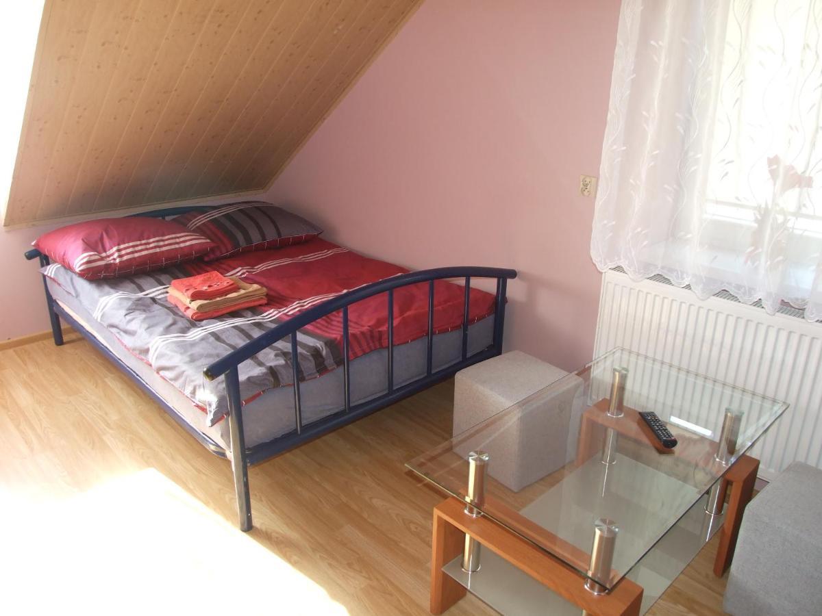 Pokoje Na Chacie W Sandomierzu Bagian luar foto